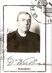 Passbild aus dem Jahr 1919 von Lorenz Werthmann mit Unterschrift und Stempel